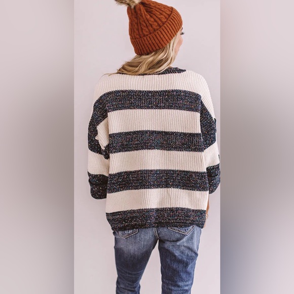 NWOT Entro Chanille Sweater - Picture 2 of 10